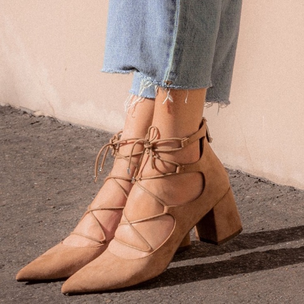Blush Ankle Lace Gillie Block Heel Mary Jane Pump - Picture 1 of 8